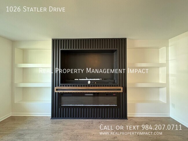 Building Photo - 1026 Statler Dr