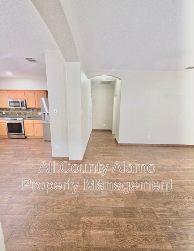 Building Photo - 9611 Nueces Canyon