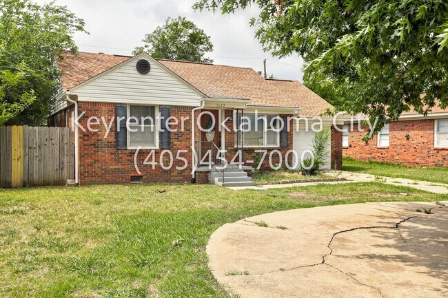 Building Photo - 1622 W Britton Rd