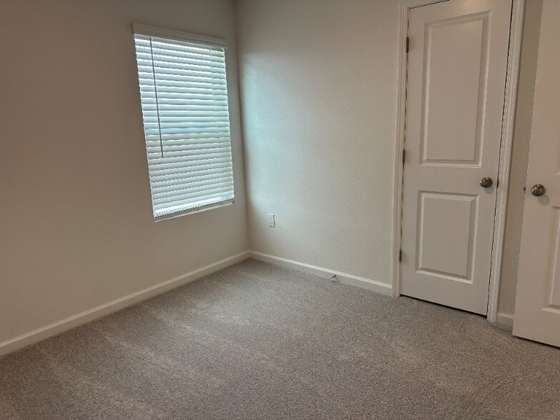 Building Photo - 19315 Gray Horse Dr