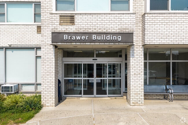 Entrance - Senior Housing Of Hazel Street
