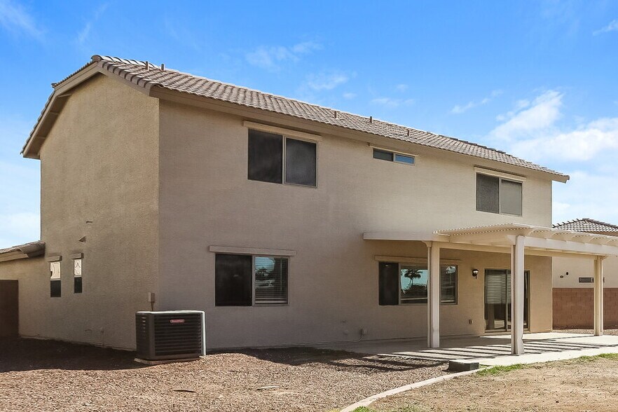 Building Photo - 2194 S 156th Ave