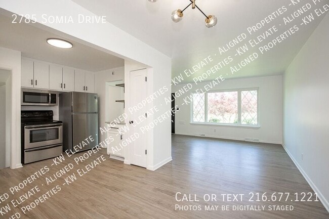 Building Photo - 2785 Somia Dr