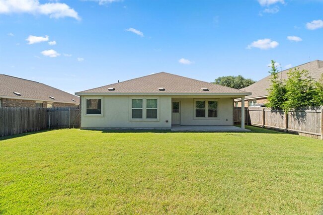 Building Photo - 817 Tabernash Dr