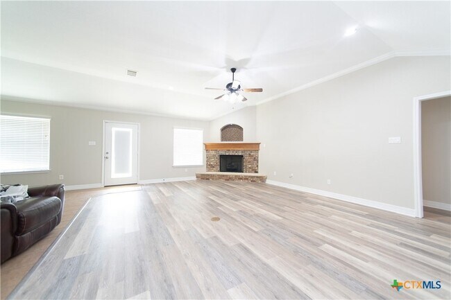 Building Photo - 2410 Big Divide Rd