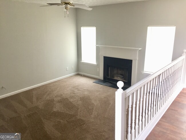 Building Photo - 121 Meadow Creek Ct