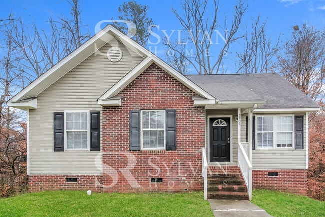 Building Photo - Lease today! No extra charge for contentme...