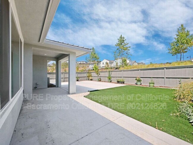 Building Photo - 3190 Highgate Ter Lp