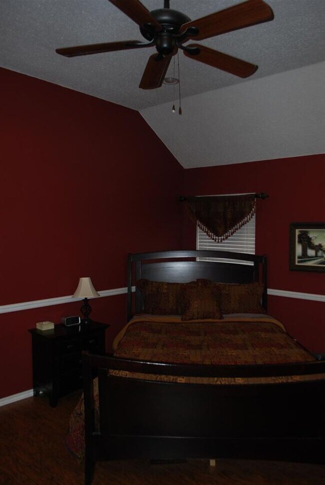 Building Photo - VIEW NOW/COMING SOON - Charming 3 Bed Home in NRH | Open Kitchen + Spacious Backyard