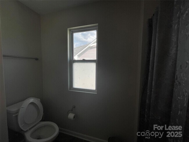 Building Photo - 1121 Southern Sugar Dr