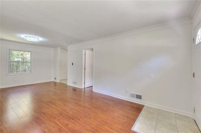 Building Photo - 3946 Green Oak Dr