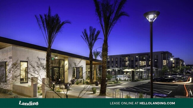 Building Photo - 9314 W Russell Rd