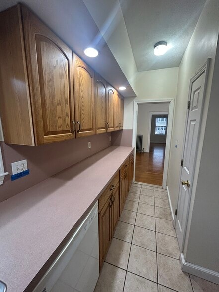 kitchen nook facing to dining room - 145 Washington St
