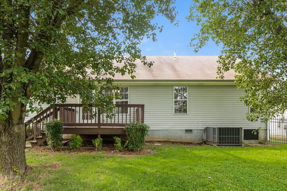 Building Photo - 3524 Calais Cir