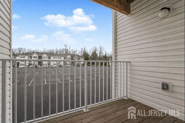 Building Photo - 1227 Waterford Dr