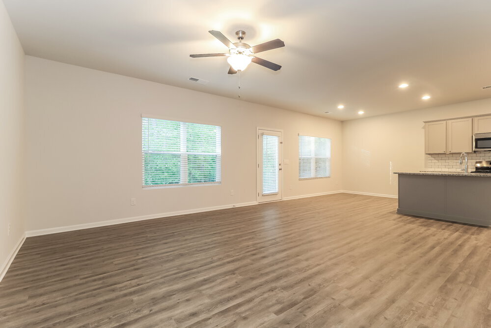 Building Photo - 221 N Fortune Way