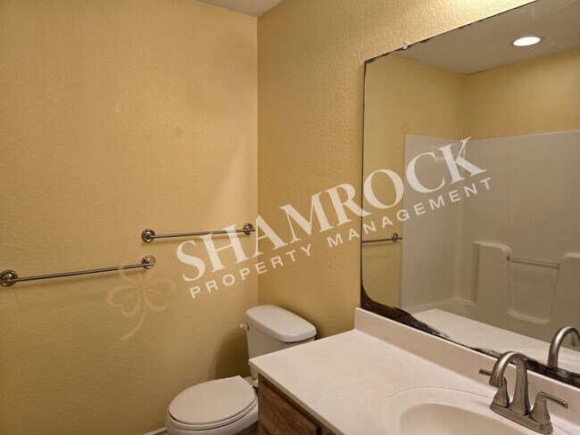 Building Photo - 826 Chambers Creek Cir