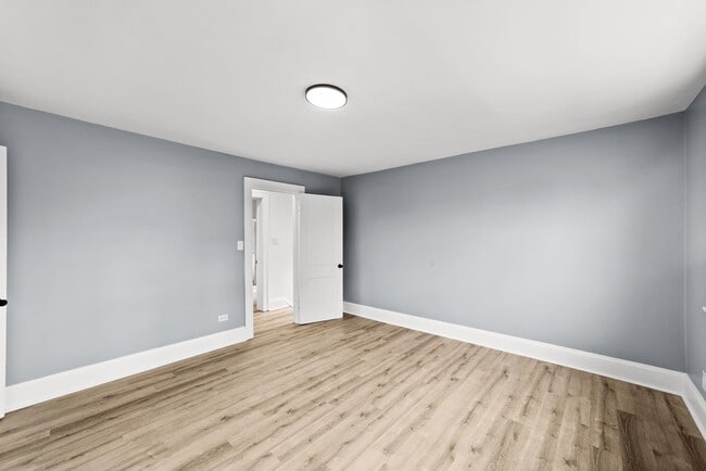 Building Photo - 11100 Thrush Ave