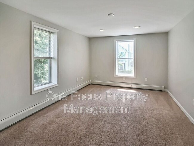Building Photo - 41 E Bald Eagle St