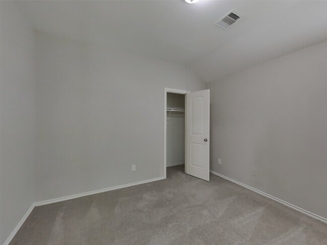 Building Photo - 1411 Seagler Pond Ln