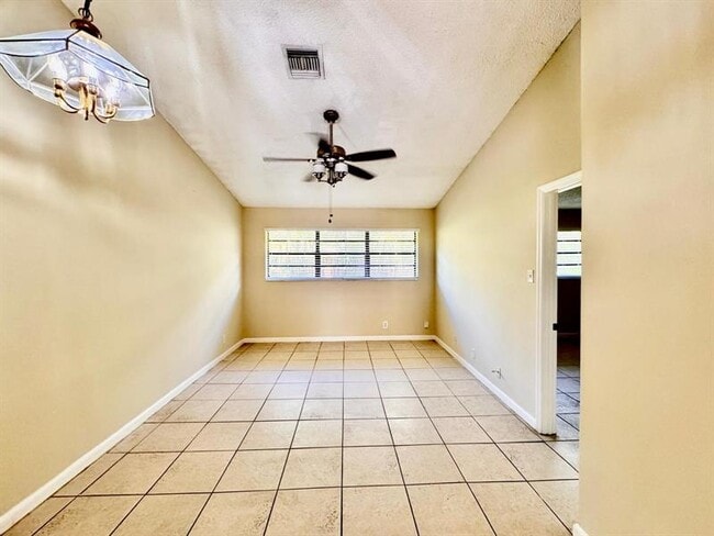 Building Photo - 11211 Royal Palm Blvd