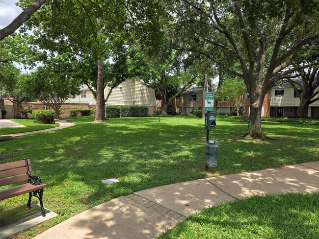 Building Photo - 6469 Burgoyne Dr.