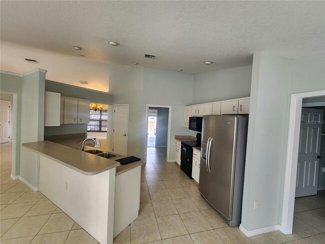 Building Photo - 8330 SW 136th St