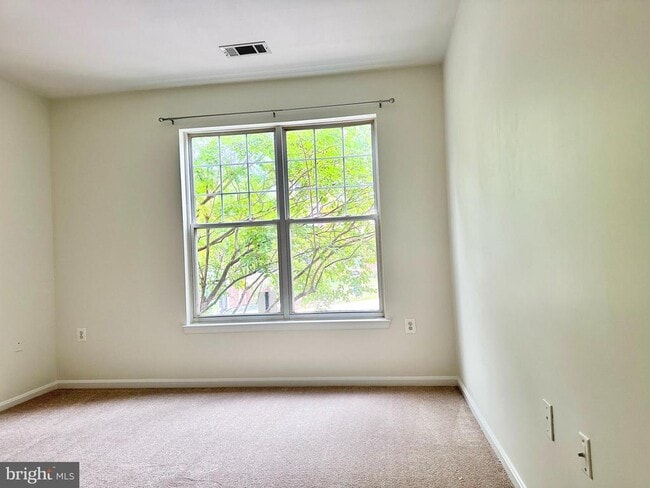 Building Photo - 11305 Aristotle Dr