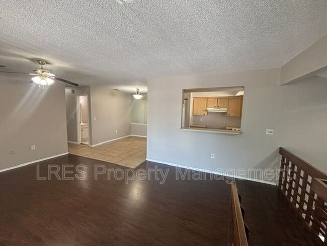 Building Photo - 4564 Pheasant Run Dr