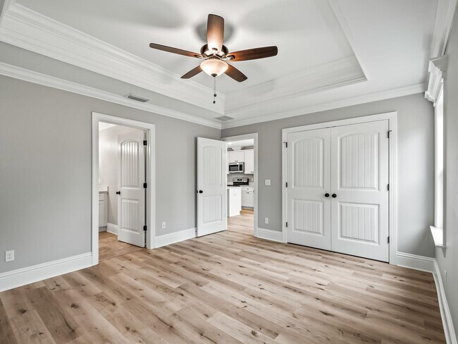 Building Photo - 3 Bedroom Home Available In Crawfordville ...