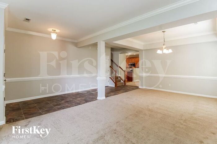Building Photo - 4015 Shadetree Dr