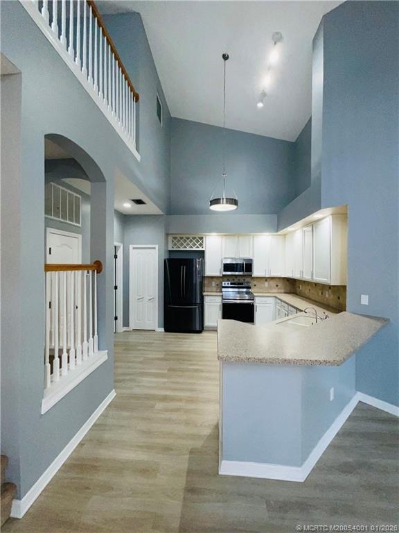 Building Photo - 1581 SW Harbour Isles Cir