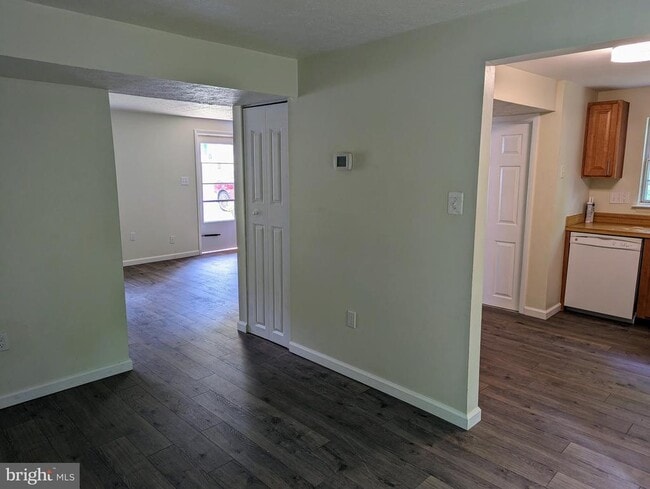 Building Photo - 1317 Old Pine Ct