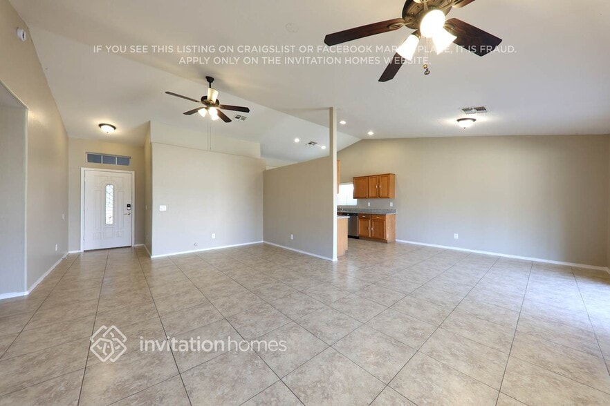 Building Photo - 8934 W Encanto Blvd