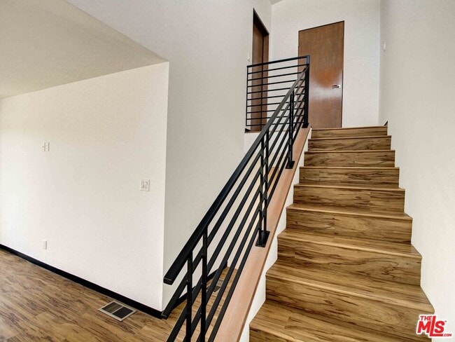 Building Photo - 2612 Corralitas Dr