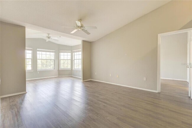 Building Photo - 3343 S Kirkman Rd