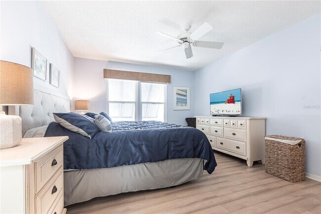 Building Photo - 6026 E Peppertree Way