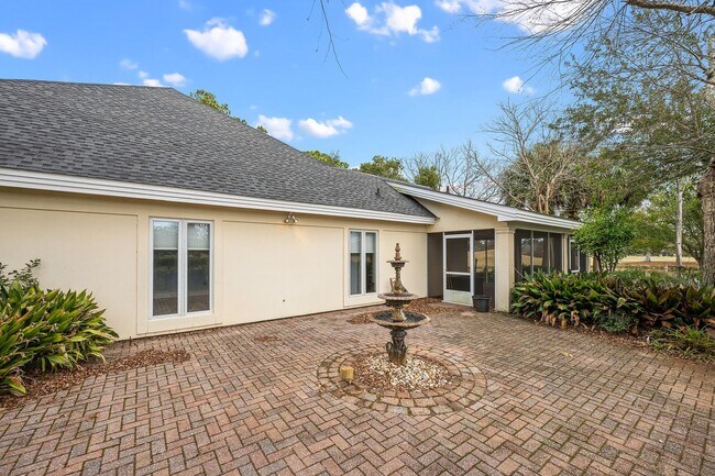 Building Photo - 601 Willow Point Ct