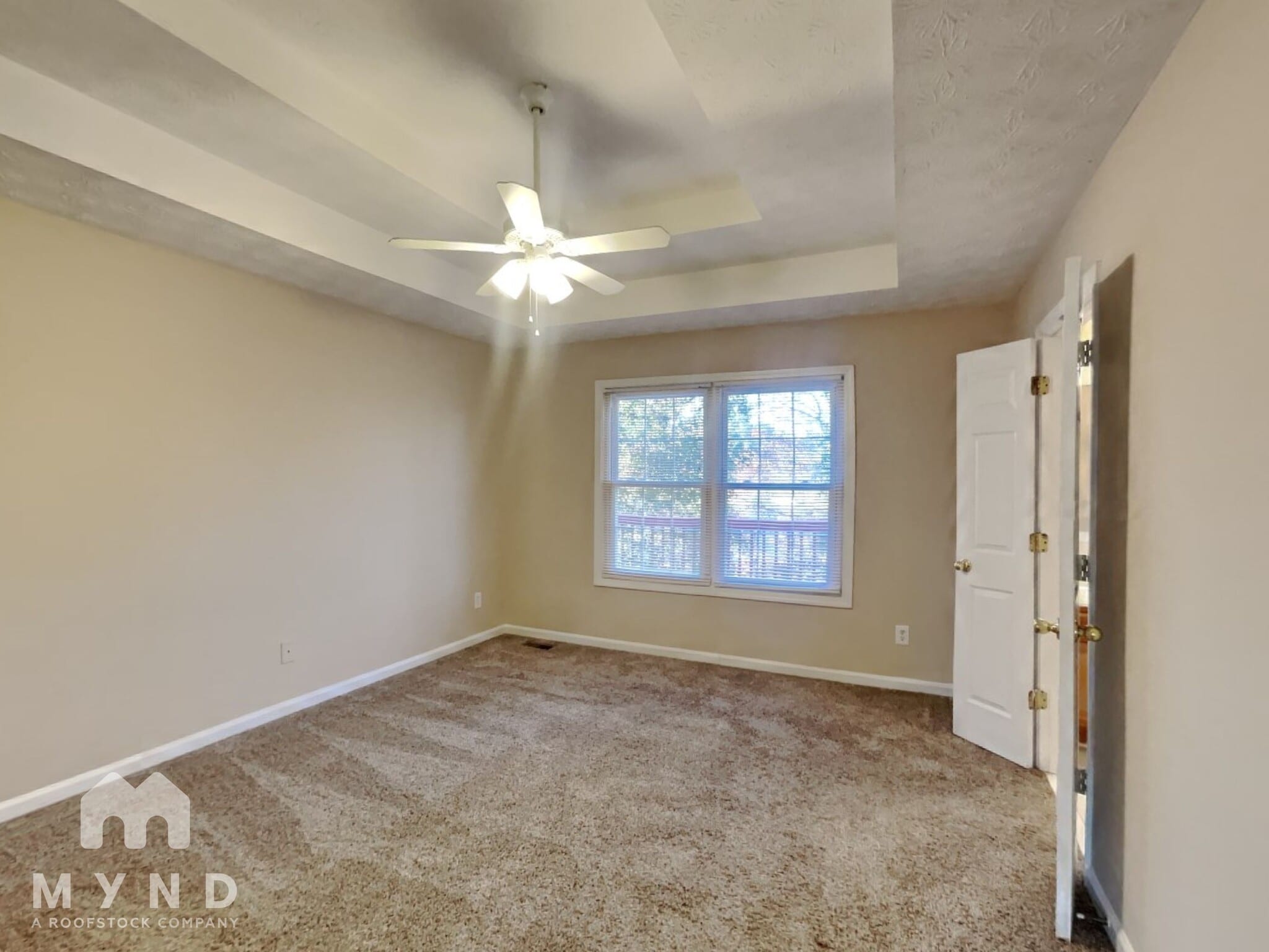 Building Photo - 123 Eagle Glen Dr