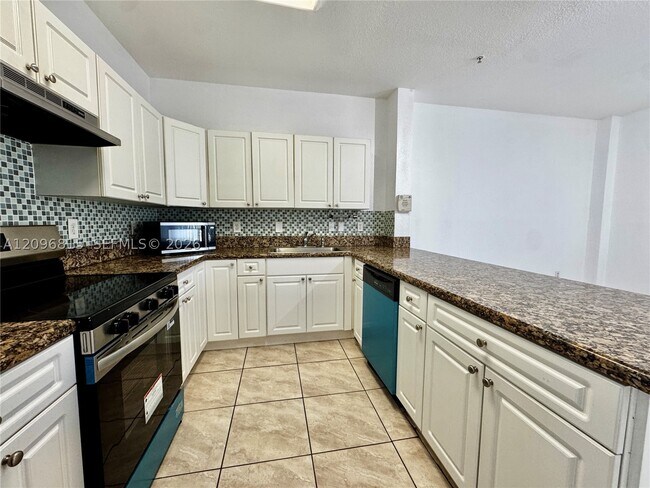 Building Photo - 17350 NW 67th Ave