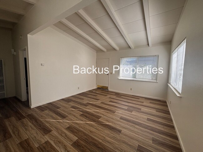 Building Photo - Close to Cannery Row- one bedroom unit in Monterey