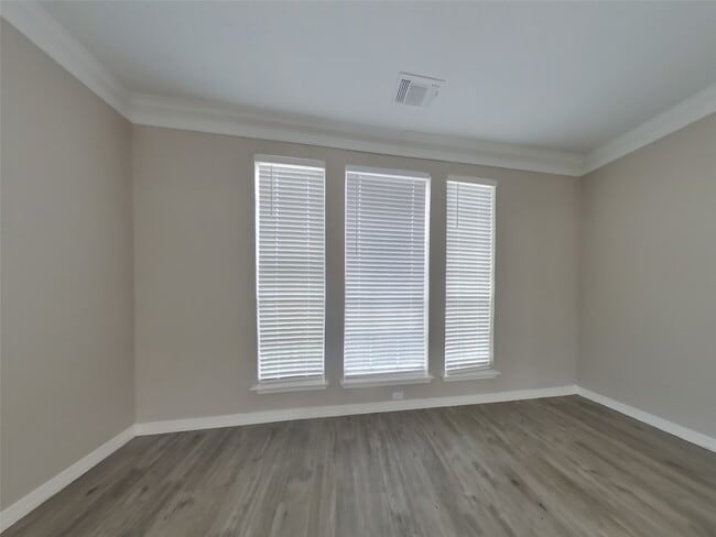 Building Photo - 2311 Daneswood Ct