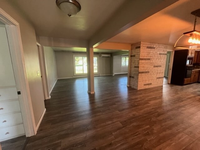Building Photo - 664 Azalea Ave