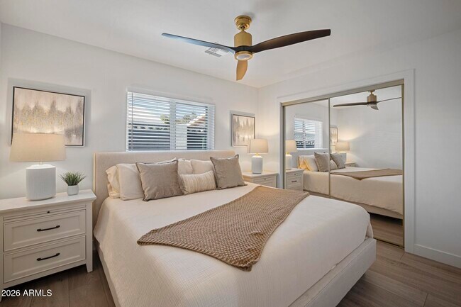 Building Photo - 8314 E Mariposa Dr