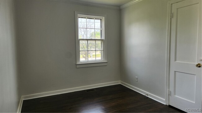 Building Photo - 109 W Ellerslie Ave
