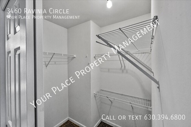 Building Photo - 3460 Ravinia Cir