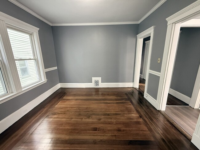 Building Photo - 181 Norfolk St