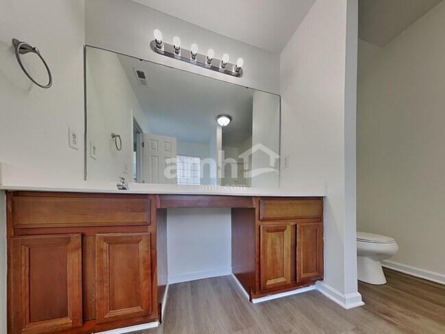 Building Photo - 8730 Royal Bluff Dr