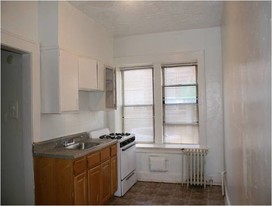 Building Photo - 645 Summer Ave
