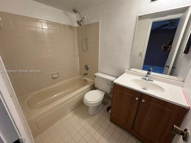 Building Photo - 8822 SW 130th Ct